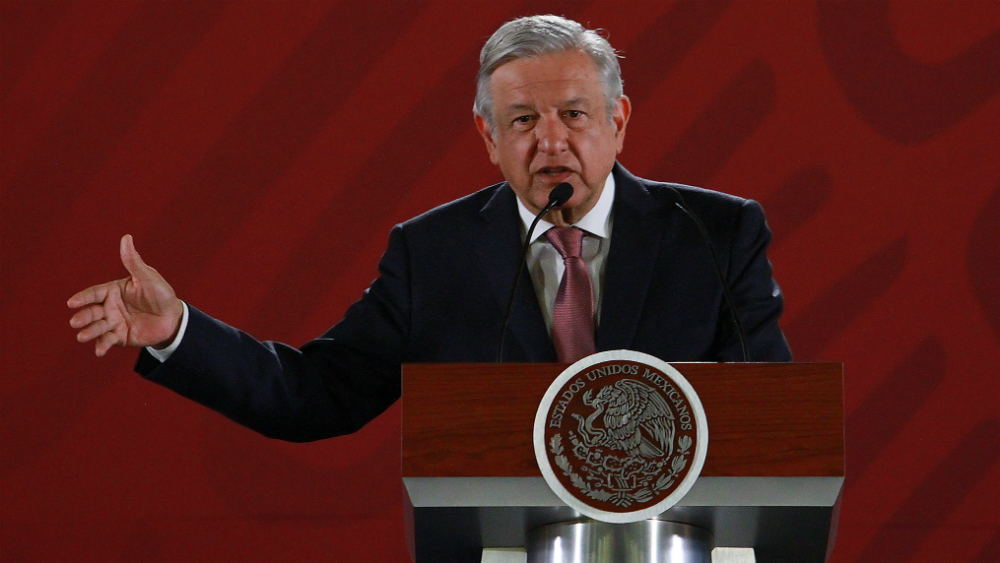 Si ustedes se pasan, ya saben lo que sucede: AMLO a periodistas Si ustedes se pasan, ya saben lo que sucede: AMLO a periodistas