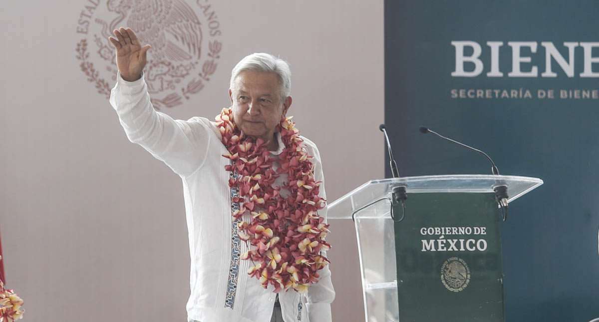 López Obrador anuncia resultados a favor en consulta del Istmo
