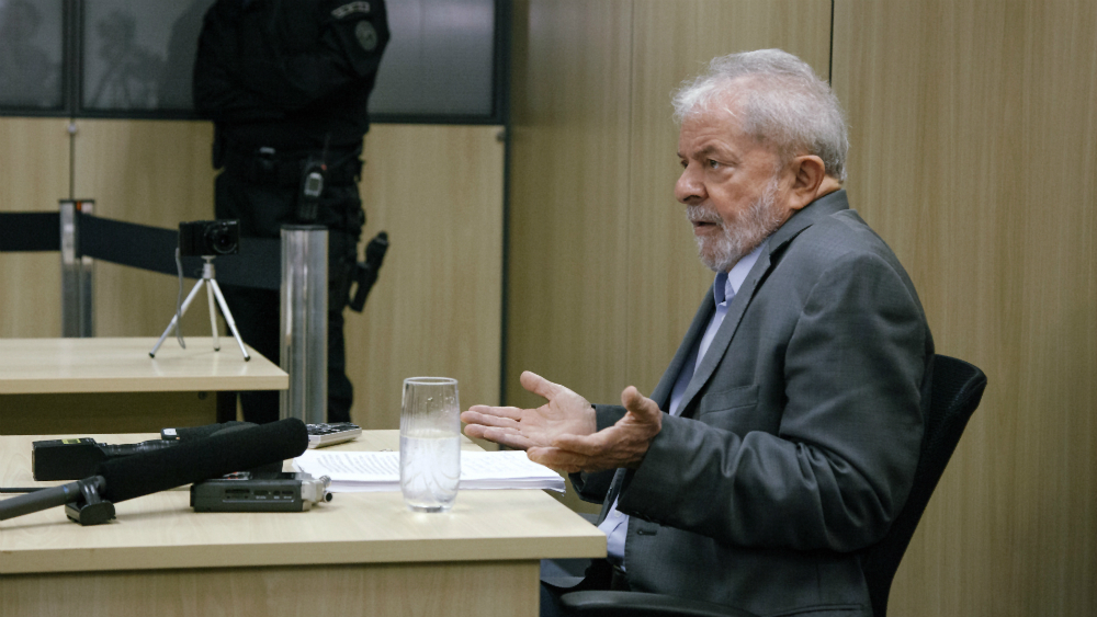 Brasil es gobernado por una “banda de locos”: Lula