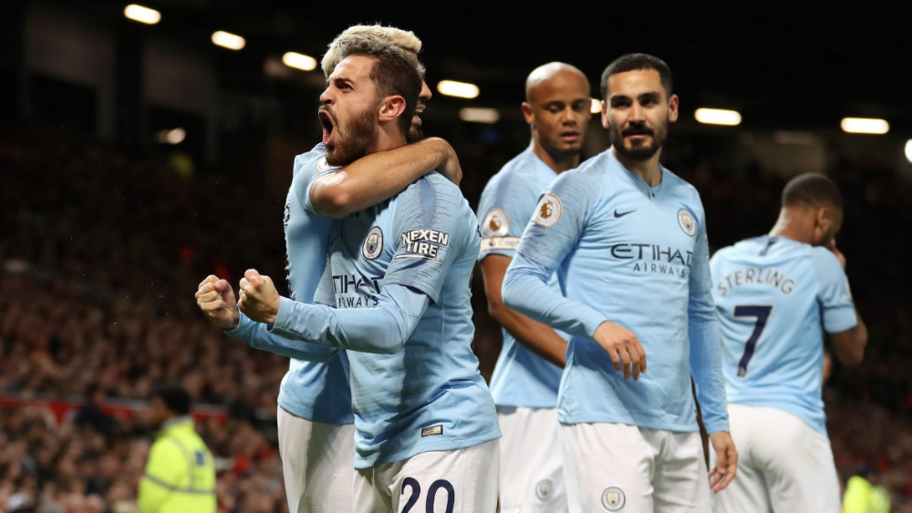 Manchester City recupera el liderato tras ganar el derbi en Old Trafford