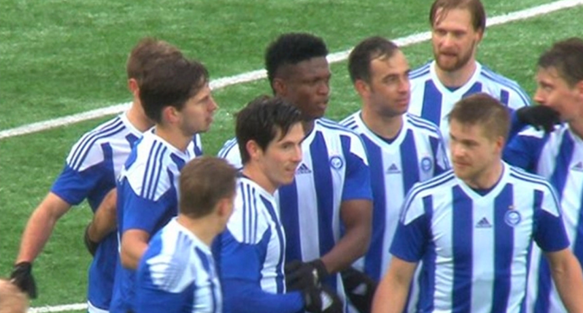 Helsinki con Marco Bueno siguen líderes en liga finlandesa