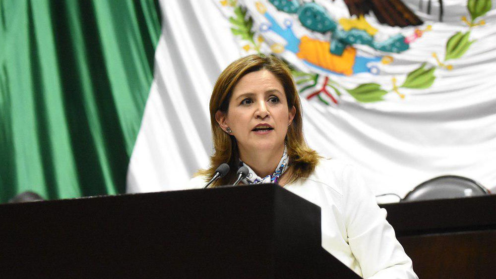 AMLO no puede abrogar por decreto reforma educativa: Martha Tagle