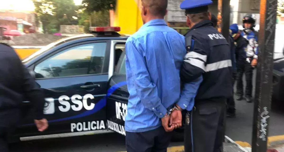 Hombre que aventó a policía a la vías del Metro Bondojito había estado preso por robo