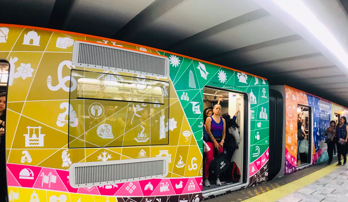 Muere hombre que sufrió un infarto y cayó a las vías del Metro Pantitlán