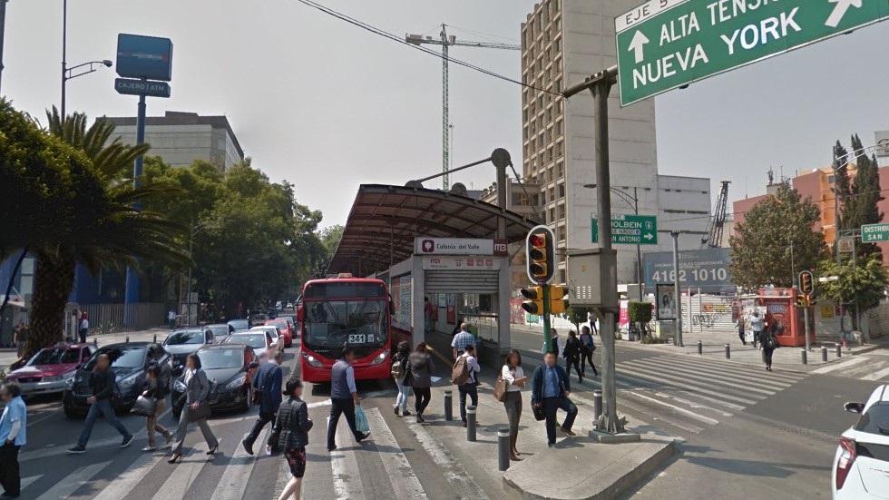 Muere hombre en estación de la Línea 1 del Metrobús