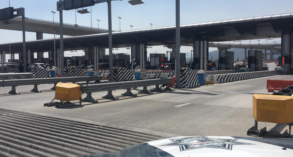 Autopistas que conectan con la capital operan con normalidad tras bloqueos