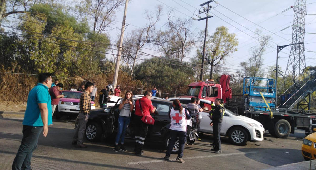 Accidente múltiple en la México-Toluca deja al menos 12 lesionados - mexico-toluca-carretera-accidente-2
