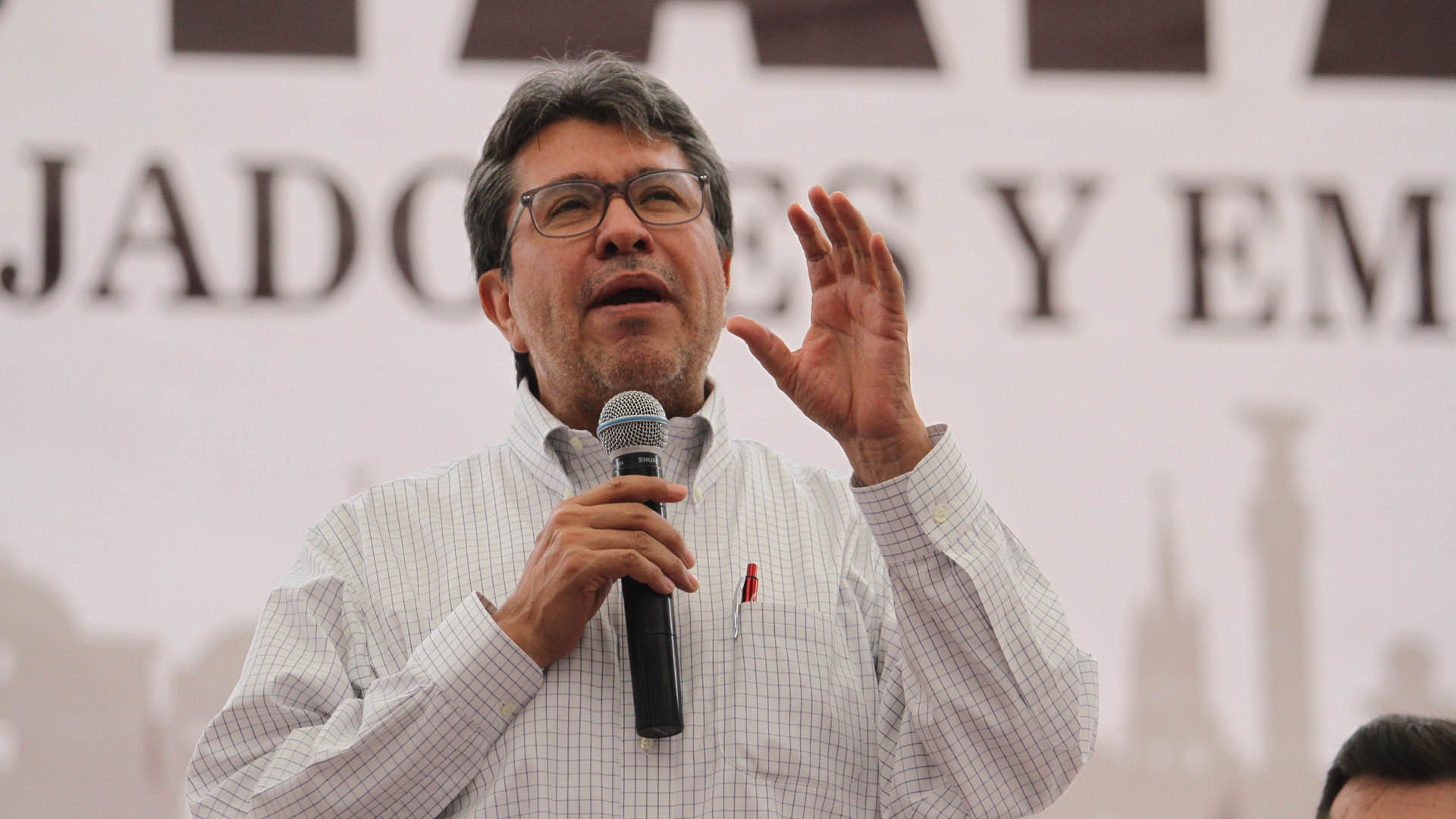 Reforma Laboral abre las puertas al sindicalismo democrático: Monreal