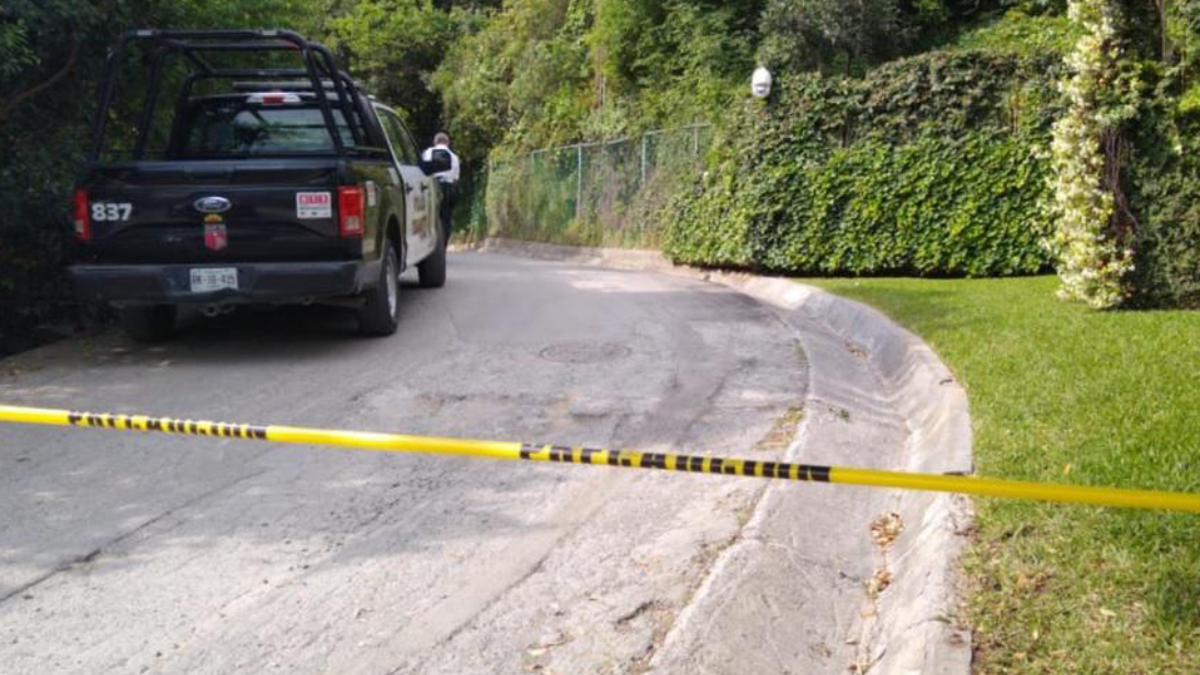 Retroexcavadora atropella y mata a dos hombres en San Pedro