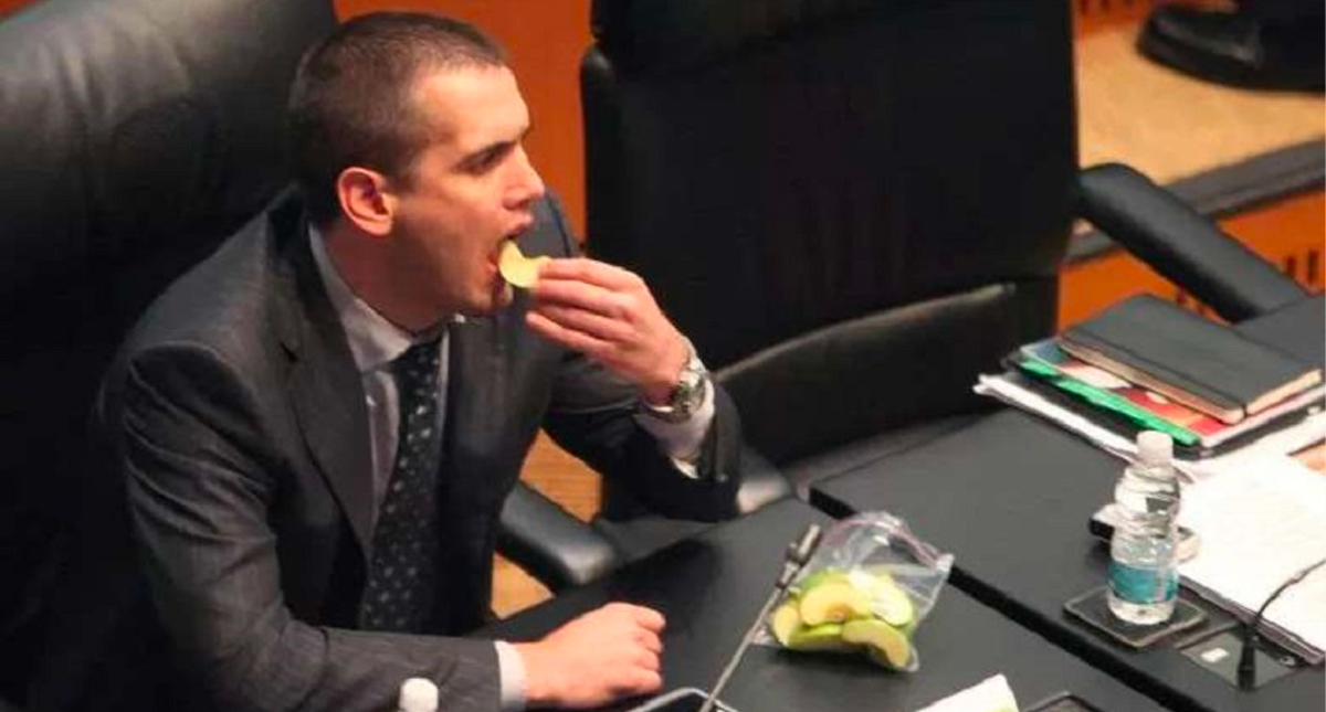 Aprueban licencia del ‘Niño Verde’ y toma su lugar exsecretario de EPN