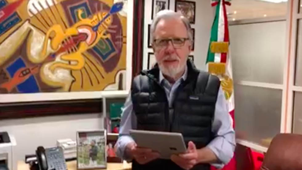 ¡Las noticias! Militantes de la Coordinadora bloquean Autopista del Sol en pleno Tianguis Turístico ¡Las noticias! Militantes de la Coordinadora bloquean Autopista del Sol en pleno Tianguis Turístico