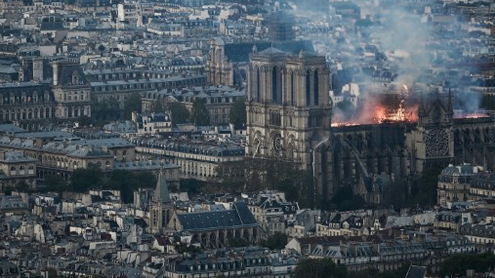 Preparan reconstrucción de catedral de Notre-Dame tras incendio