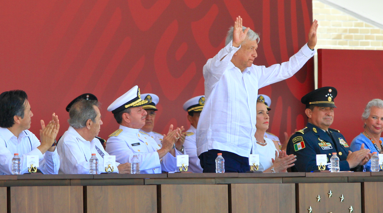 Duele mucho tener noticias como estos asesinatos viles de Minatitlán: AMLO