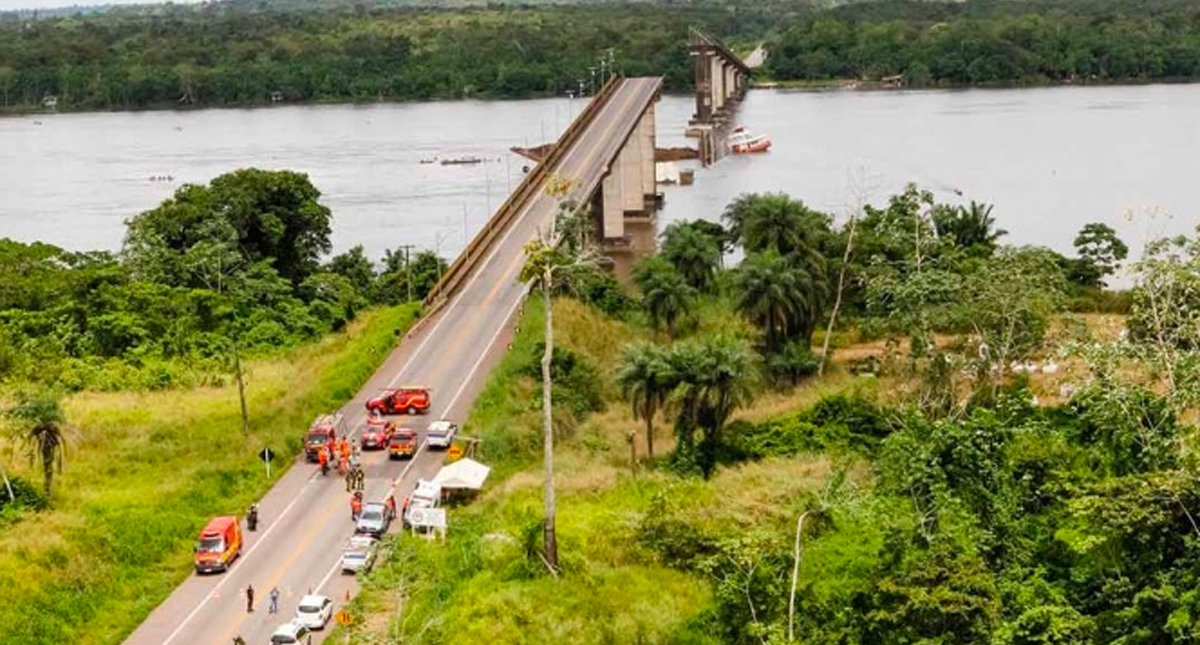Balsa derrumba puente en Brasil, autoridades buscan desaparecidos