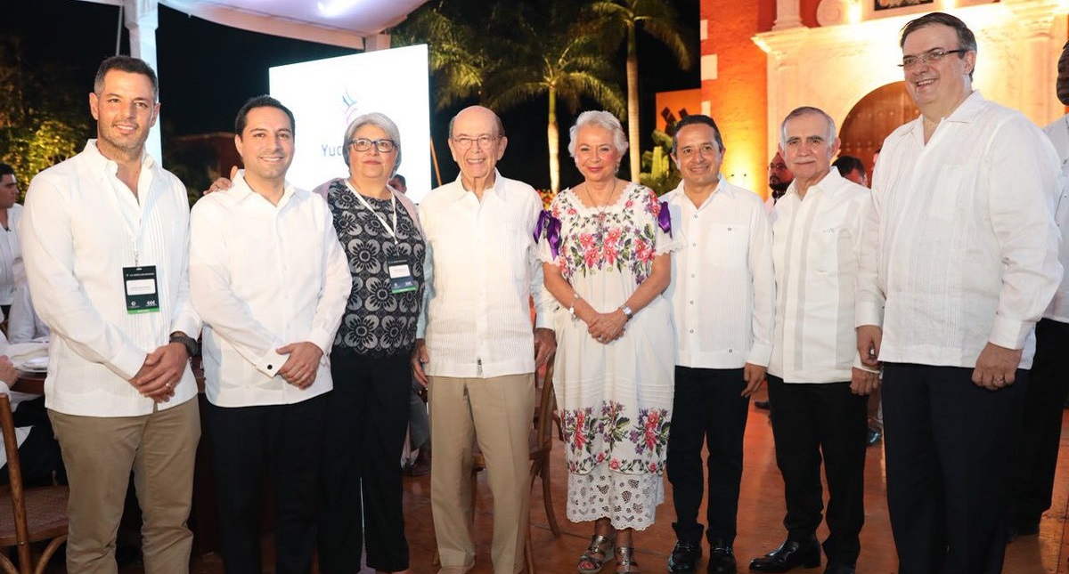 Inicia cumbre entre líderes y empresarios de México y EE.UU. en Yucatán Inicia cumbre entre líderes y empresarios de México y EE.UU. en Yucatán