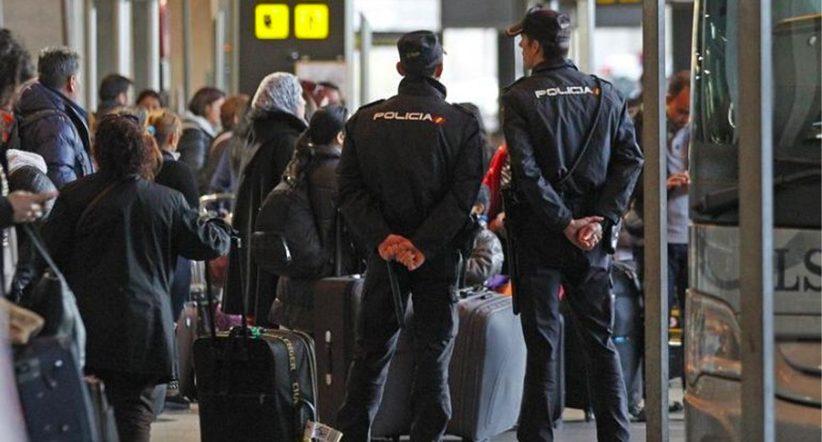 Caos en aeropuerto de España por huelga de personal de seguridad