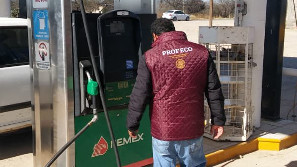 Una de cada diez gasolineras no da “litros de a litro”: Profeco