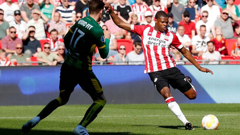 PSV se impone ante el ADO Den Haag con 'Chucky' y 'Guti' en la cancha - psv-partido-ado-3