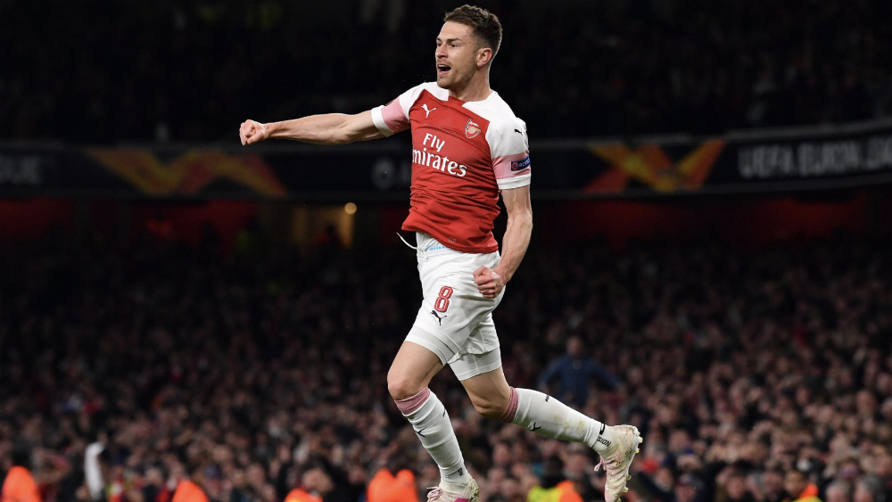 Arsenal arrolla al Nápoles y apunta a semifinales de Europa League 