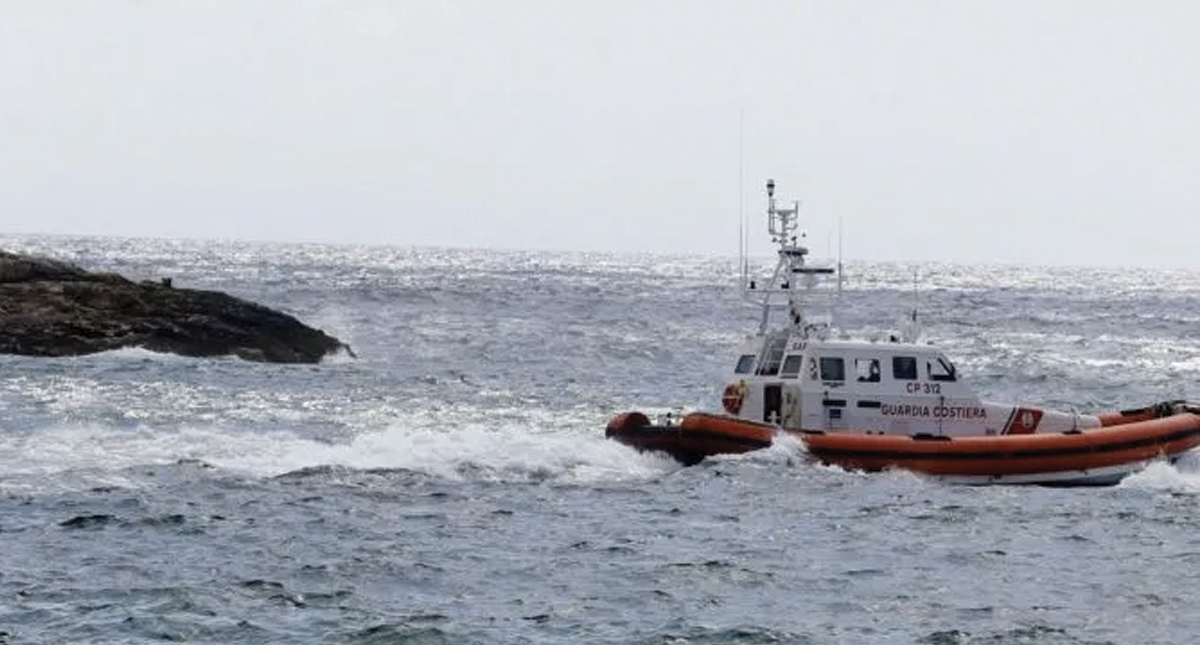 Al menos 24 migrantes venezolanos desaparecidos tras naufragar embarcación Al menos 24 migrantes venezolanos desaparecidos tras naufragar embarcación