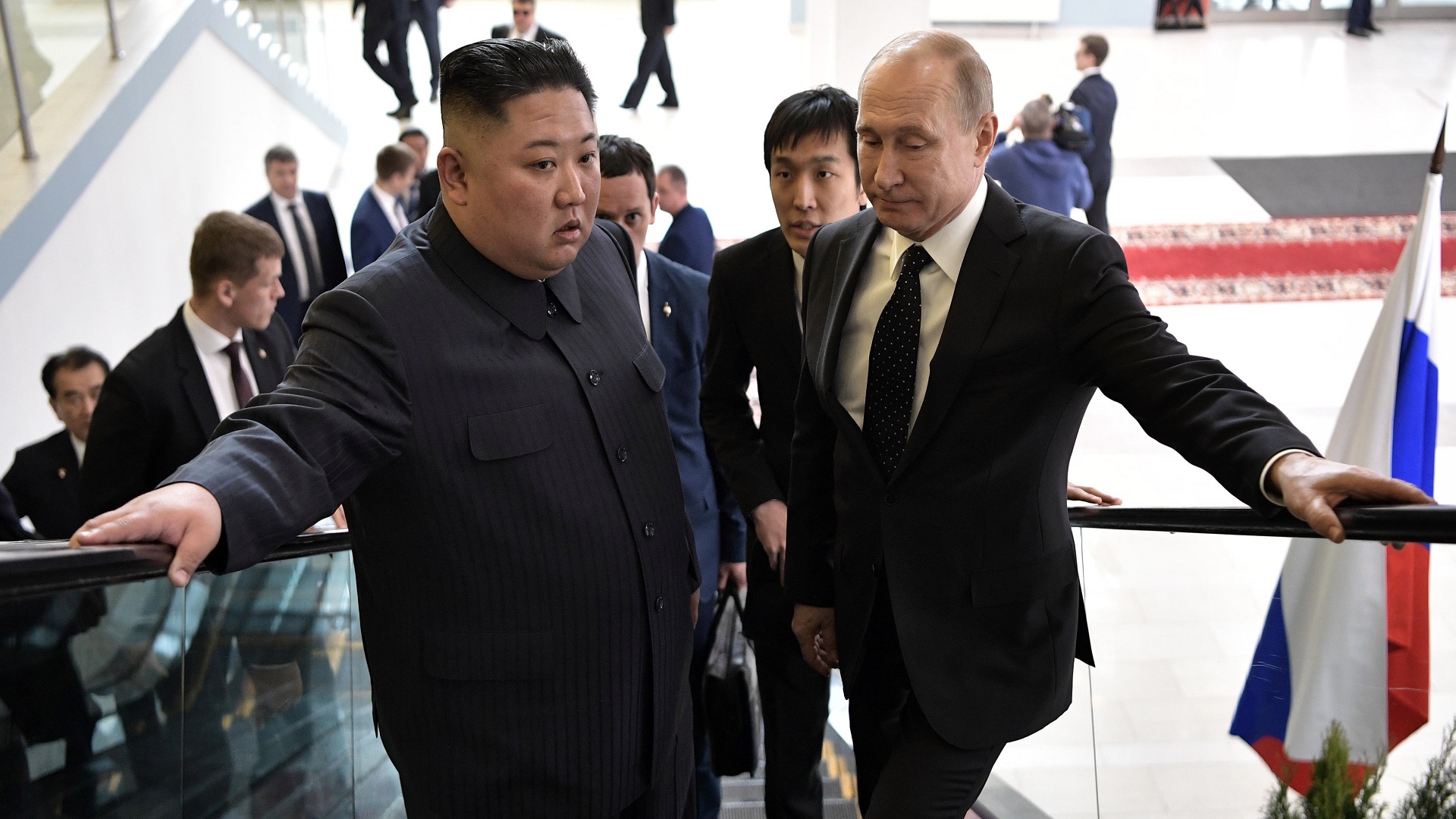 Kim Jong-un deja Rusia tras cumbre con Putin