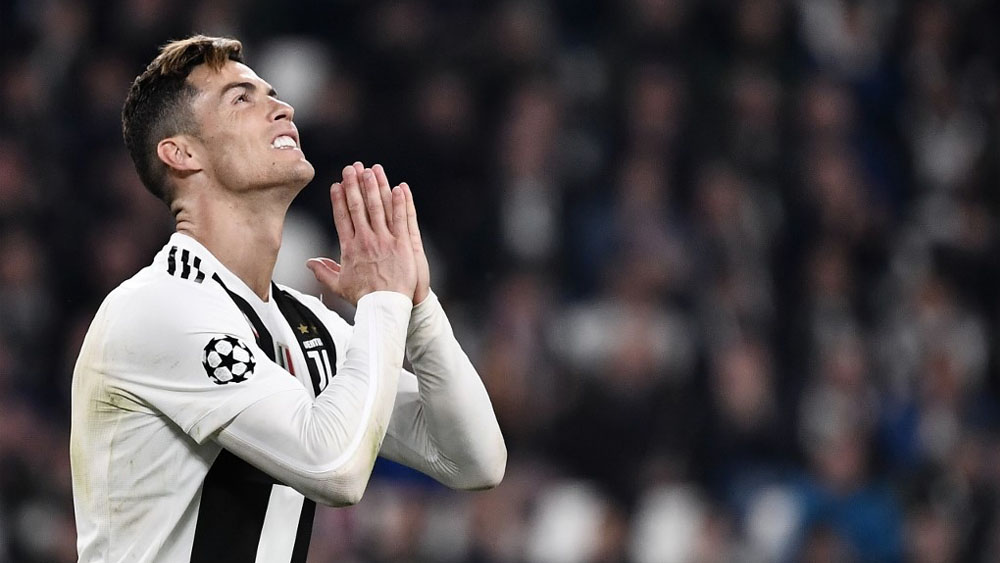 Caen acciones de la Juventus y suben las del Ajax