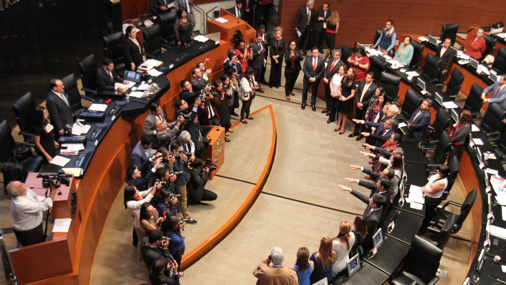 SRE remitirá nombramiento de 14 embajadores al Senado