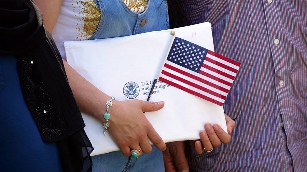 Trump ordena cobrar solicitudes de asilo