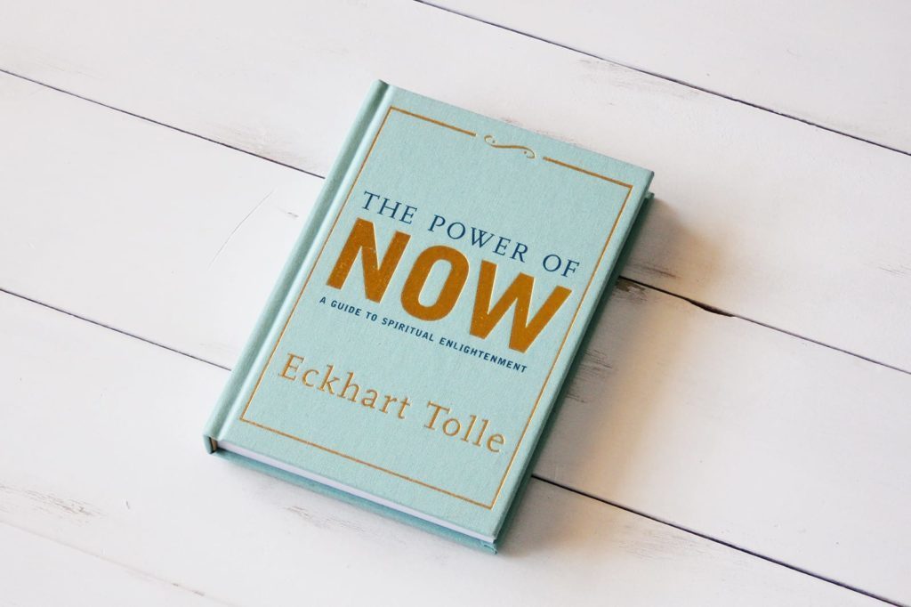 10 libros que te inspirarán a cambiar tu vida - thepowerofnow