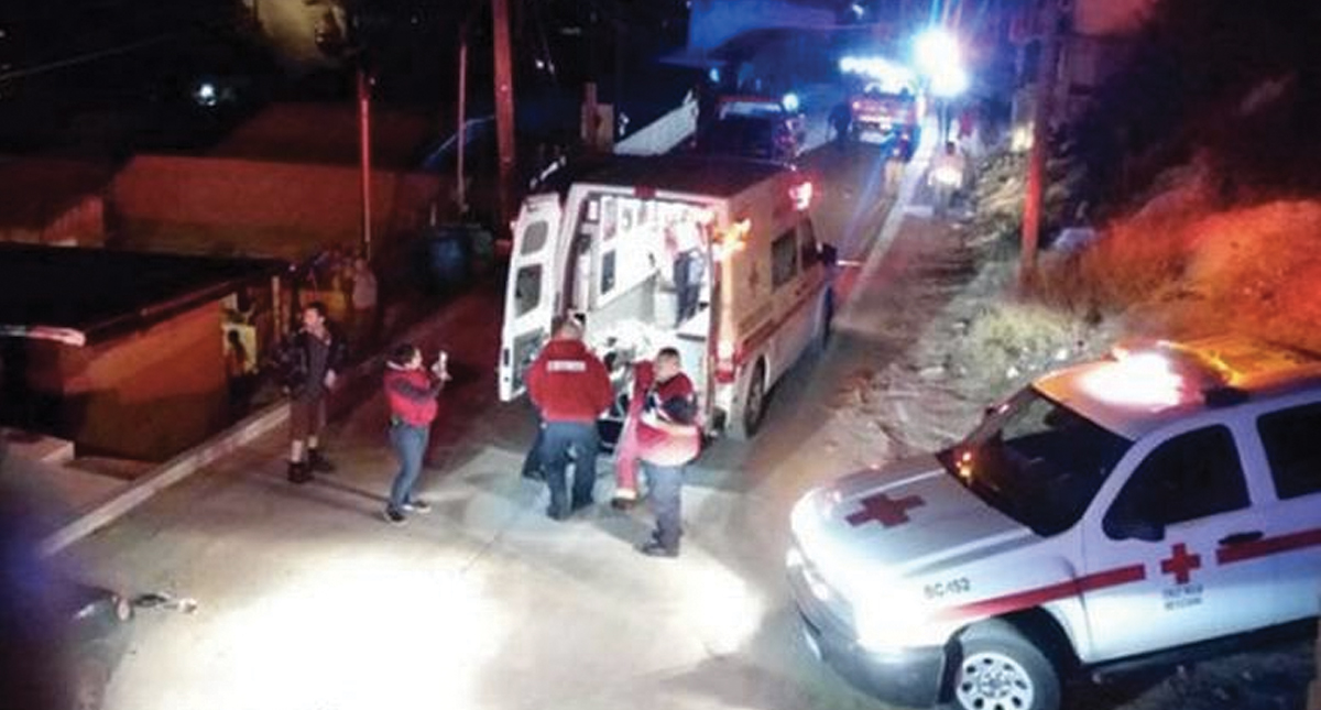 Detienen a joven de 17 años que trasladaba cadáveres de sus padres en Tijuana