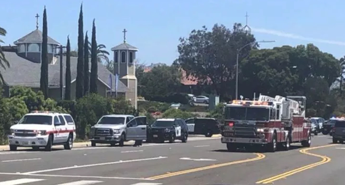 Tiroteo en sinagoga de California deja un muerto y tres heridos