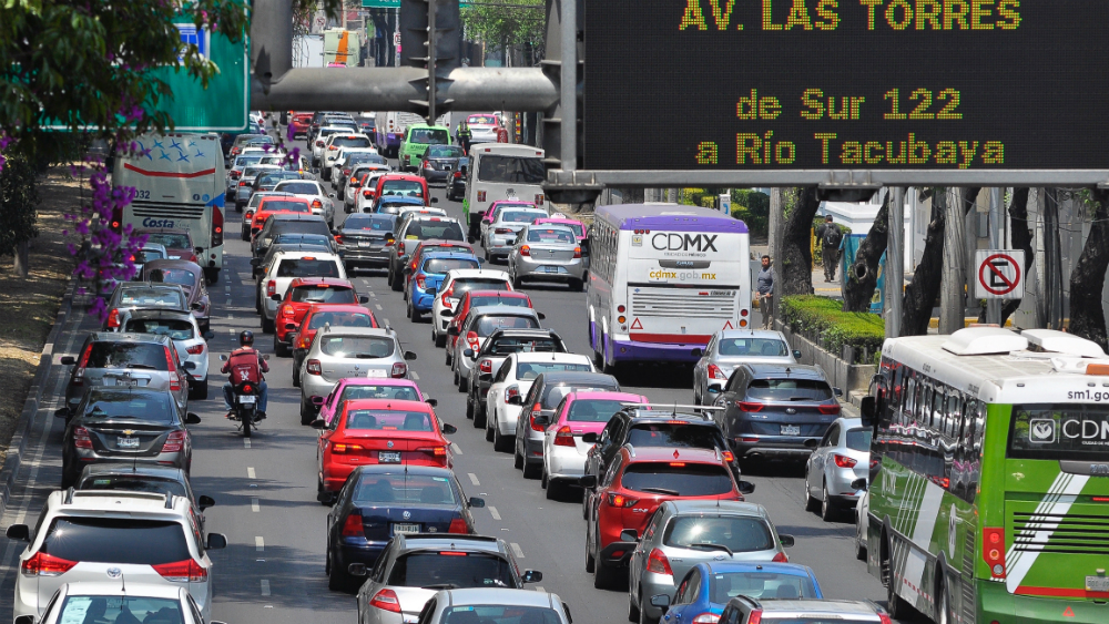Entre vacacionistas y palmas inicia la Semana Santa en la capital