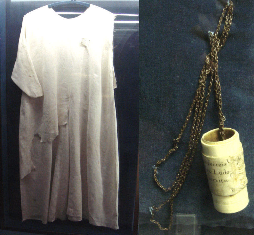 Las reliquias de Notre-Dame de París - tunica-san-luis-notre-dame