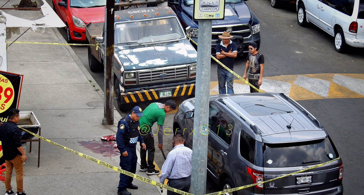 Ponchan llantas de Uber en Azcapotzalco para asaltar a usuarios - uber-llanta-azcapotzalco-2