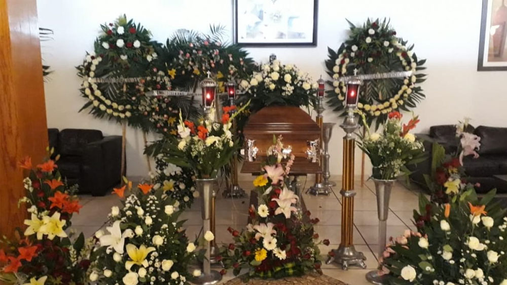 Velan en Morelia a alcalde David Otlica bajo resguardo policial