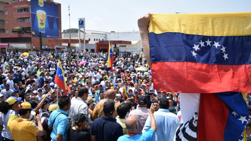 Gobierno y oposición venezolanos negocian “continua y eficientemente”: Oslo