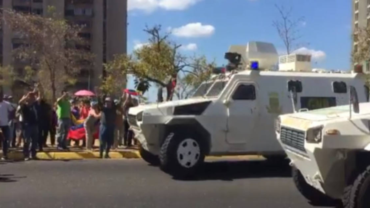 En Venezuela ya no pueden coexistir dos presidentes: Zovatto