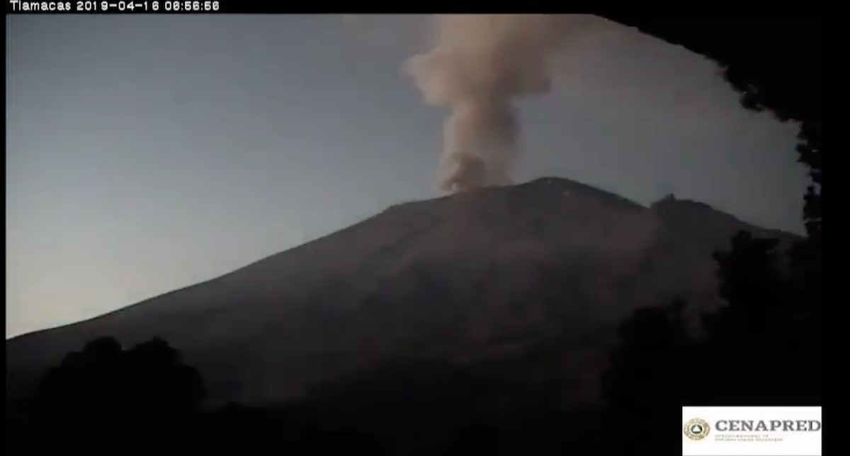 Así amanece el Volcán Popocatépetl Así amanece el Volcán Popocatépetl