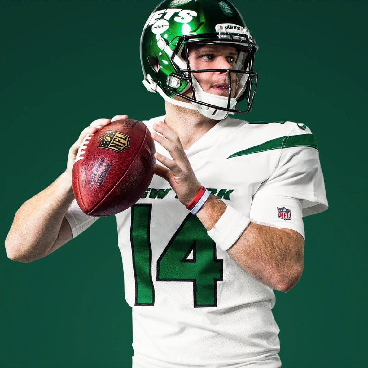 New York Jets presentan nuevos uniformes - whatsapp-image-2019-04-04-at-102353-pm1