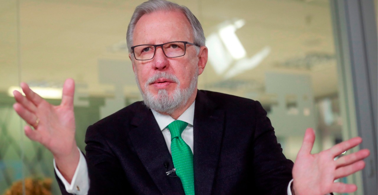 Entrevista de Joaquín López-Dóriga con la agencia EFE