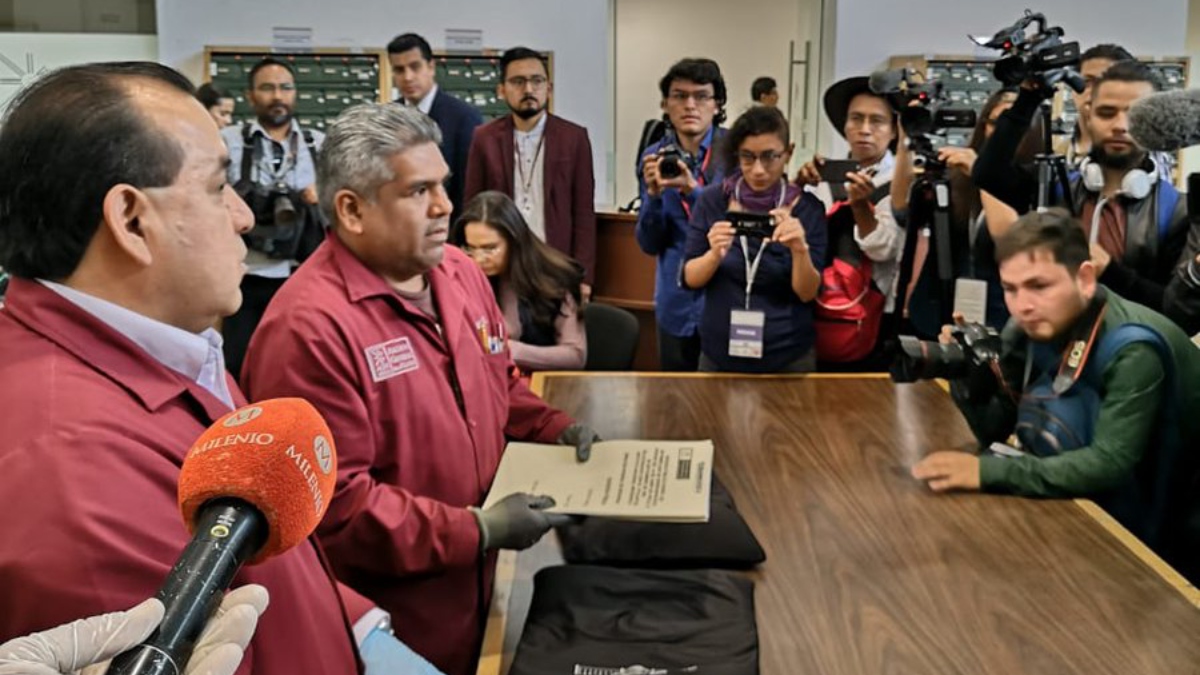 Presentan nuevo expediente de inteligencia sobre López Obrador Presentan nuevo expediente de inteligencia sobre López Obrador
