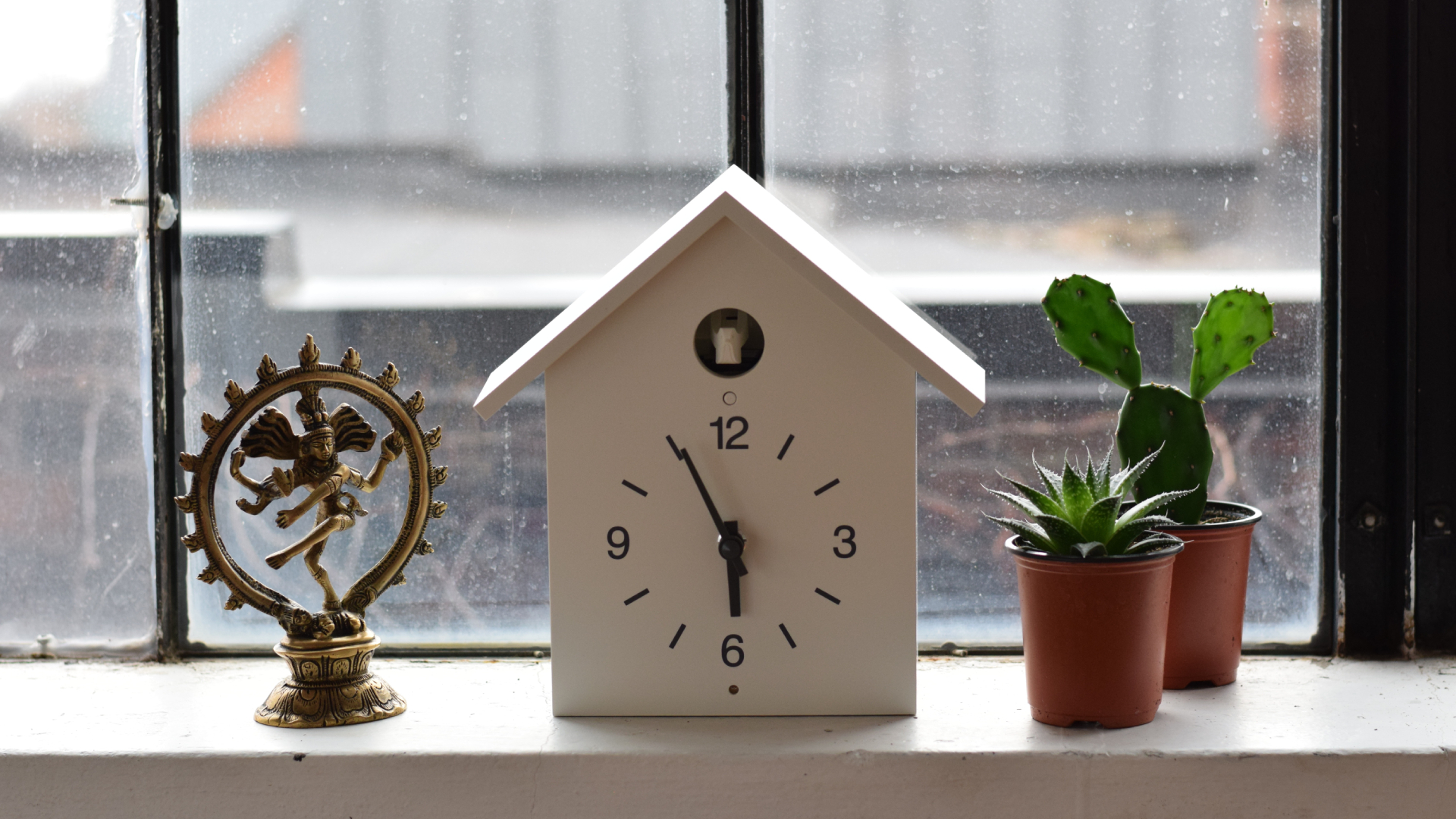 Diputado de Morena propone eliminar el Horario de Verano