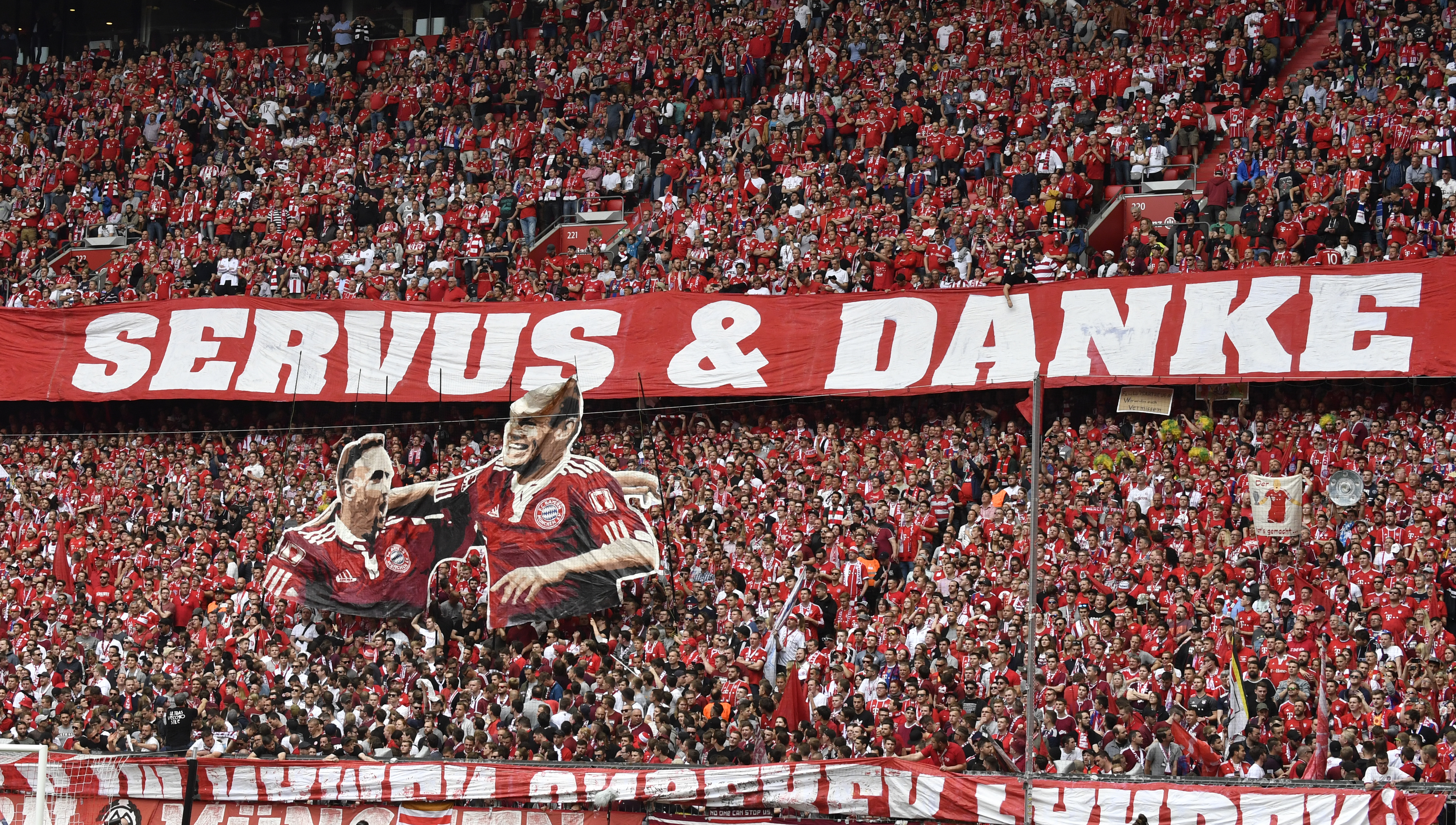 Bayern de Múnich despide con homenaje a Robben, Ribery y Rafinha - 000-1gl8xp