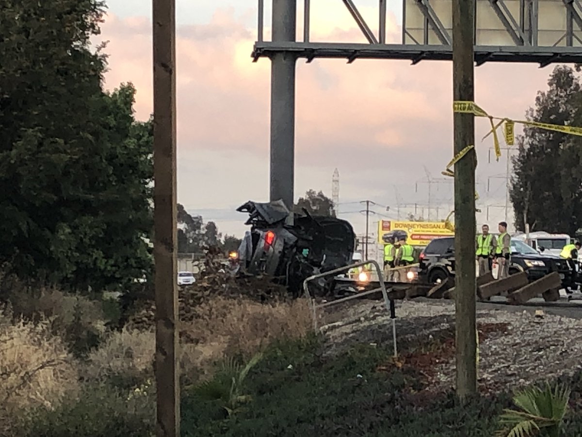 Choque deja cuatro muertos en Los Ángeles - accicente-bwm-los-angeles-1