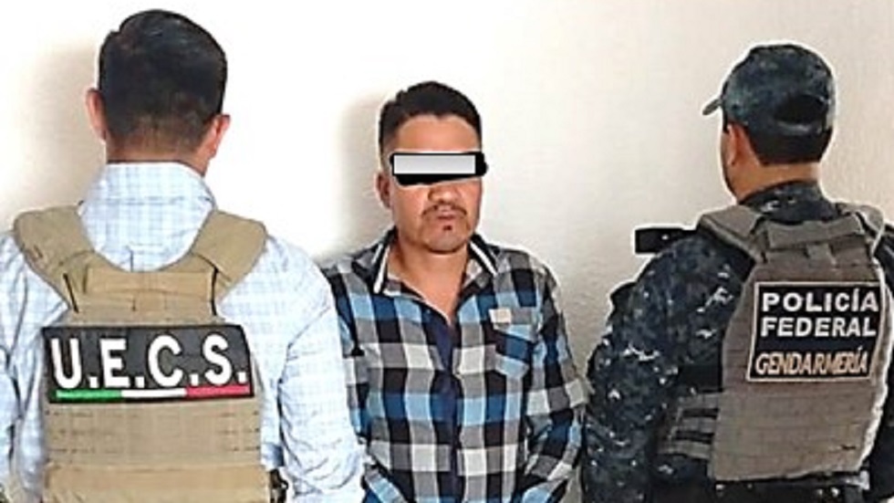 Detienen a presunto suegro de líder de robo de combustible en Veracruz