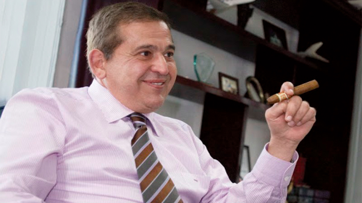 Niegan amparo a Alonso Ancira contra ficha roja y orden de aprehensión