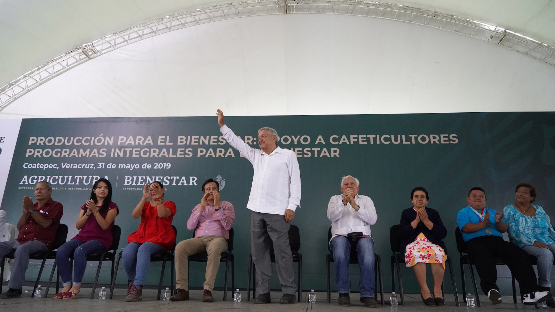 Mexicanos ya no necesitarán migrar, sostiene Lopez Obrador