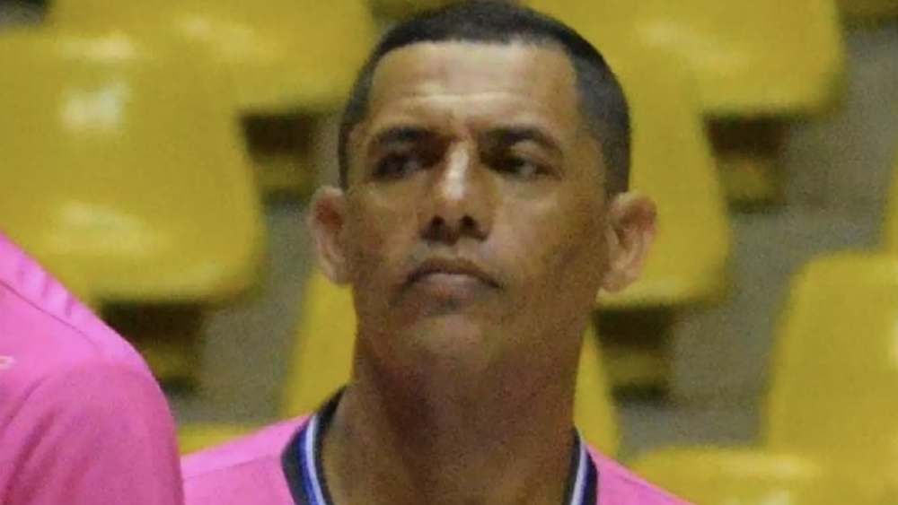 Árbitro en Brasil muere tras infarto en partido de futbol sala
