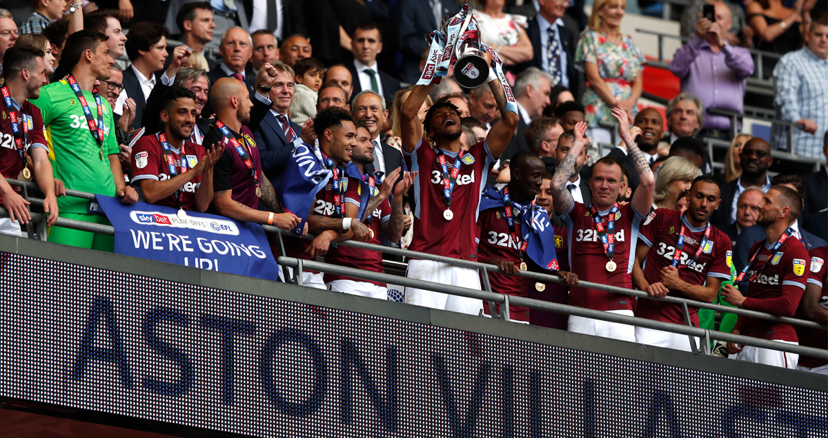 Aston Villa derrota al Derby County y regresa a la Premier League