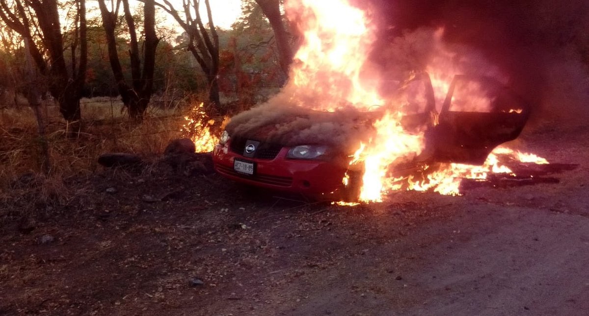 Hallan calcinado el auto utilizado en ataque a custodios de Morelos